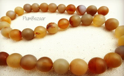 Smooth agate beads with matte finish, 10mm round, 15" strand