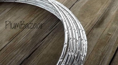 Aluminum wire, round 12 gauge 2mm, 32 ft., diamond cut, apple green an –  PlumBazaar